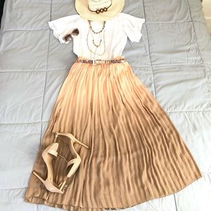 Beautiful embré maxi skirt